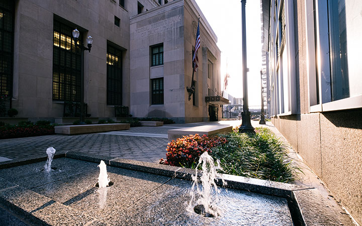 Fed building in St. Louis
